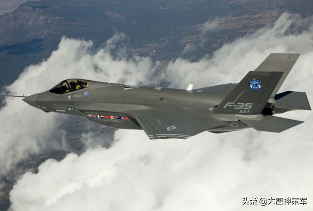 揭秘T-50戰(zhàn)機(jī)絕美空中機(jī)動(dòng)展示，探索未來戰(zhàn)爭(zhēng)的藝術(shù)與力量，T-50戰(zhàn)機(jī)空中機(jī)動(dòng)展示，未來戰(zhàn)爭(zhēng)的藝術(shù)與力量探索