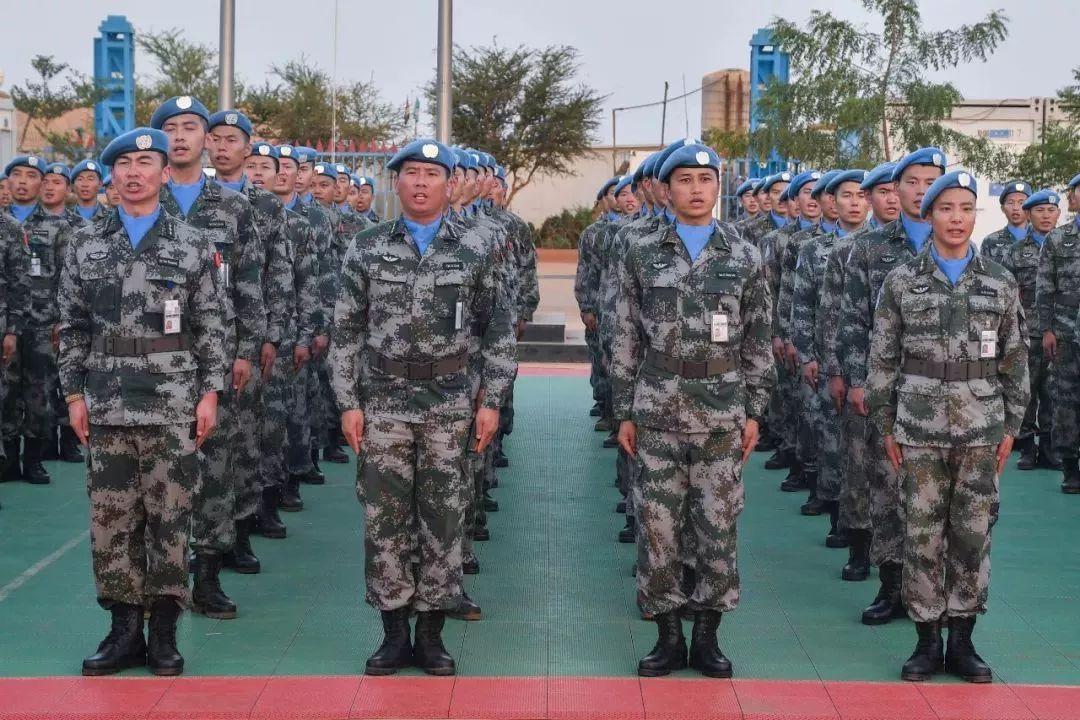 中國志愿軍空軍軍歌，英勇無畏，壯志凌云的旋律，中國志愿軍空軍軍歌，英勇無畏，壯志凌云的旋律贊歌