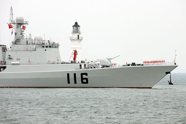 揭秘中國海軍的驕傲，揭秘中國海軍首艘航母——遼寧艦——中國海軍的驕傲（關(guān)鍵詞，中國海軍、遼寧艦、航母、艦艇），中國海軍的榮光，遼寧艦——首艘航母的震撼揭秘