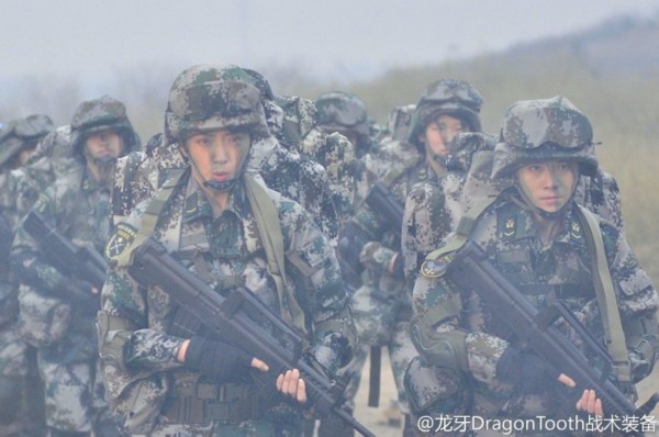 中國(guó)女特種兵極限訓(xùn)練圖片，堅(jiān)韌與力量的見證，中國(guó)女特種兵極限訓(xùn)練圖片，堅(jiān)韌與力量的完美展現(xiàn)