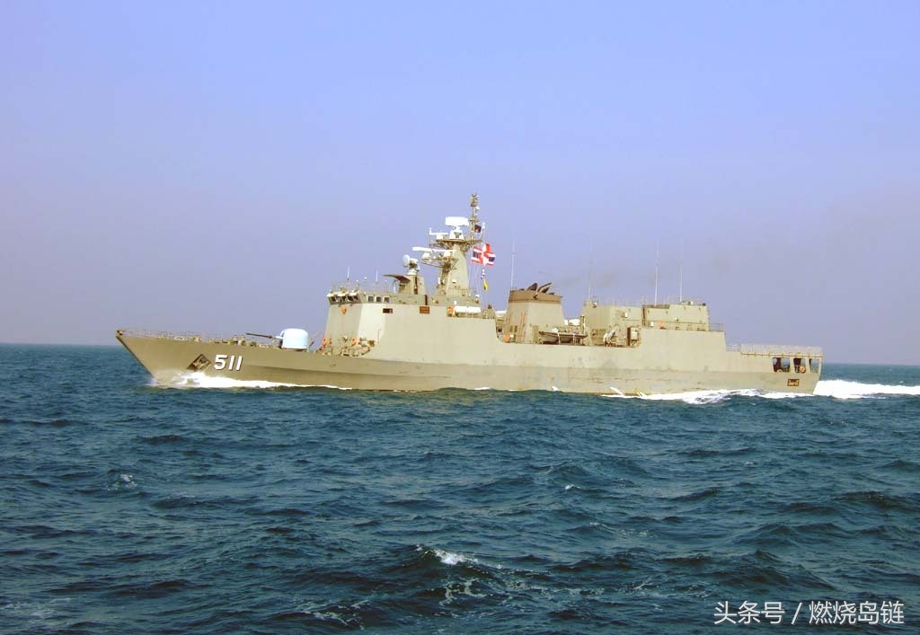 北大年級護(hù)衛(wèi)艦，守護(hù)青春，引領(lǐng)未來的航標(biāo)，北大年級護(hù)衛(wèi)艦，守護(hù)青春，領(lǐng)航未來之夢