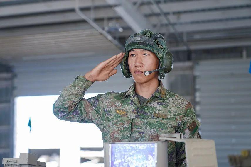 軍事直播間，2022年8月2日21點的獨特視角，軍事直播間，獨特視角解讀時事熱點（附日期時間標注）