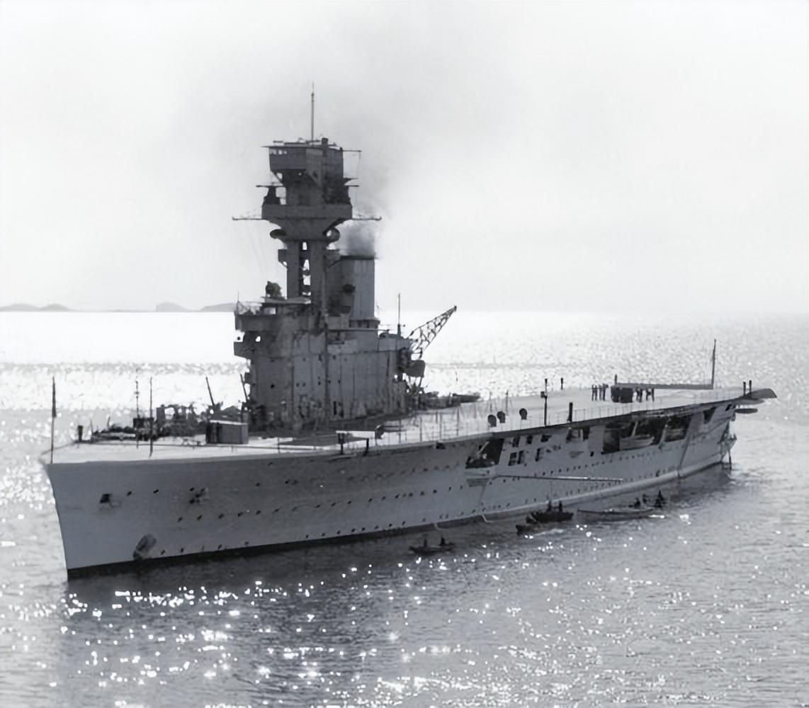 中國(guó)第一航母的名稱及其意義，中國(guó)首艘航母命名遼寧艦，名稱意義與地域情懷及軍事力量展示相關(guān)。