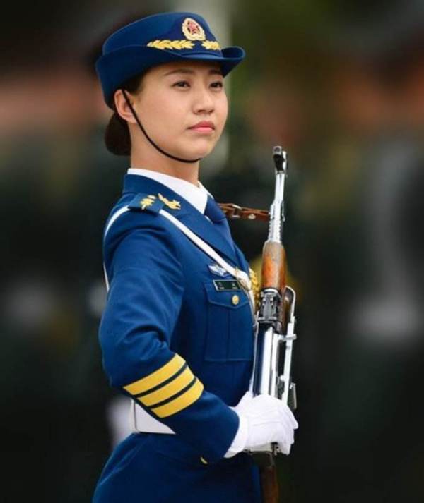 儀仗兵中的女性身高要求，探究與解析，儀仗兵女性身高要求，深度探究與解析