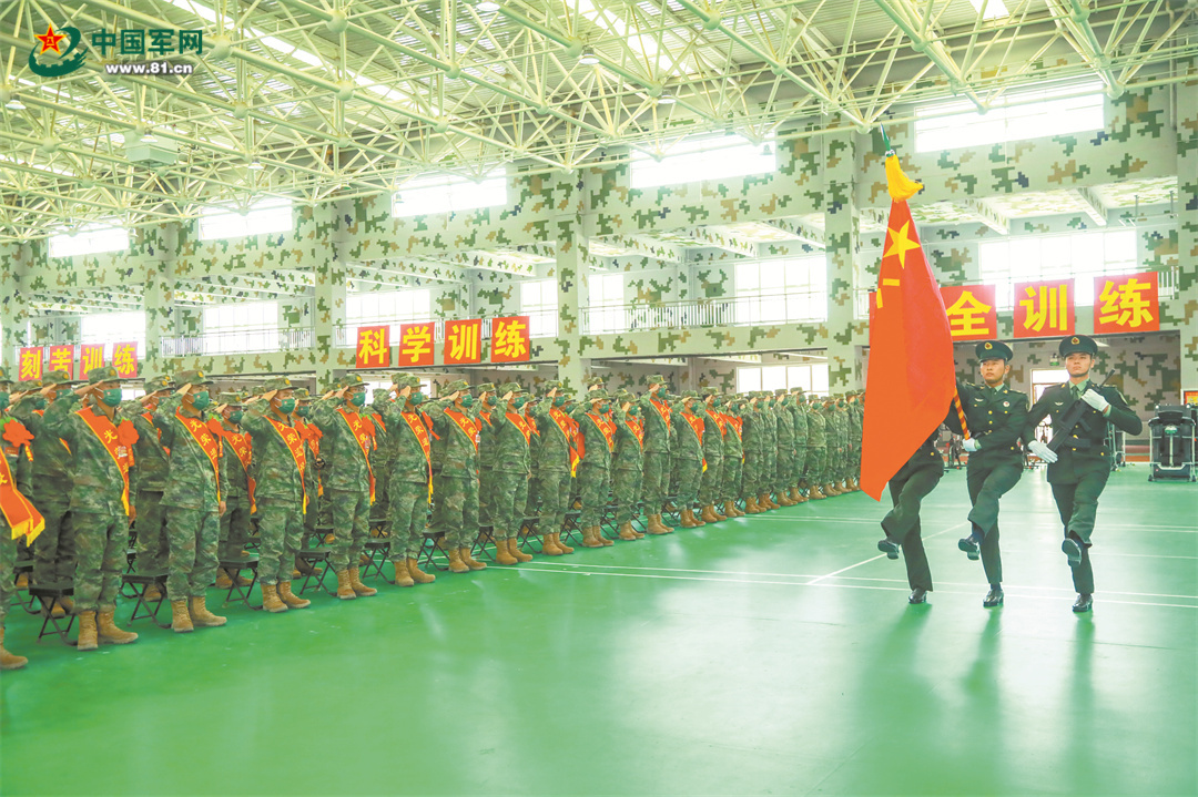 探究中國陸軍第八十三集團(tuán)軍軍旗的歷史與象征意義，中國陸軍第八十三集團(tuán)軍軍旗歷史與象征意義探究