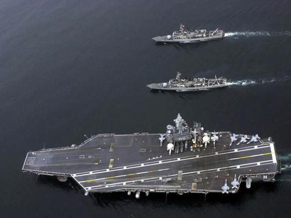 美國(guó)海軍的實(shí)力與全球吊打，一種多維度的分析，美國(guó)海軍實(shí)力多維解析，全球吊打之優(yōu)勢(shì)展現(xiàn)