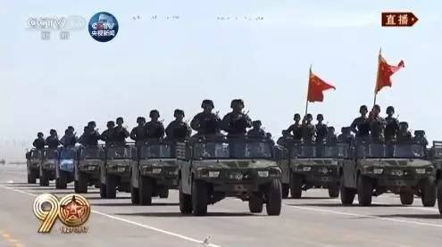 國慶閱兵三軍亮劍，榮耀與力量的展現(xiàn)，國慶閱兵，榮耀與力量的展現(xiàn)——三軍亮劍展雄風(fēng)