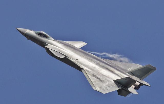 殲-20戰(zhàn)斗機(jī)的研發(fā)歷程及其歷史背景，殲-20戰(zhàn)斗機(jī)的研發(fā)歷程與歷史背景探究