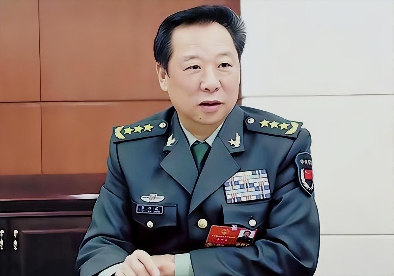 國防部長級別高，職責、地位與角色分析，國防部長職責、地位與角色深度解析，級別高的決策核心分析