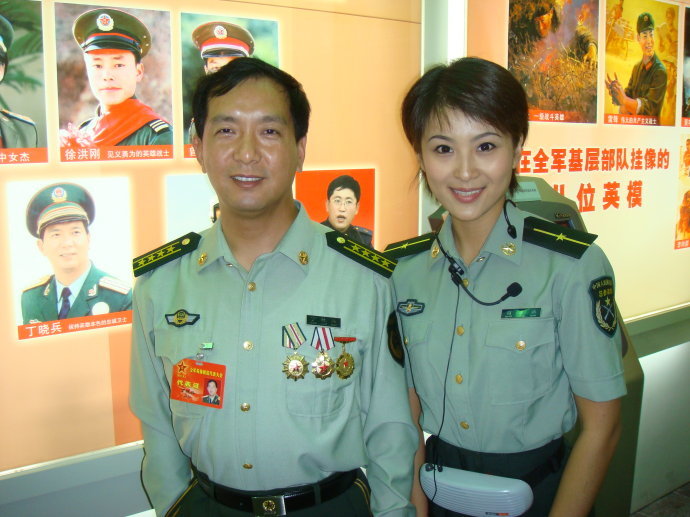 丁曉兵、陶婉珠與掌橋科研，探索科技前沿的卓越團隊，掌橋科研卓越團隊，丁曉兵、陶婉珠共探科技前沿之路