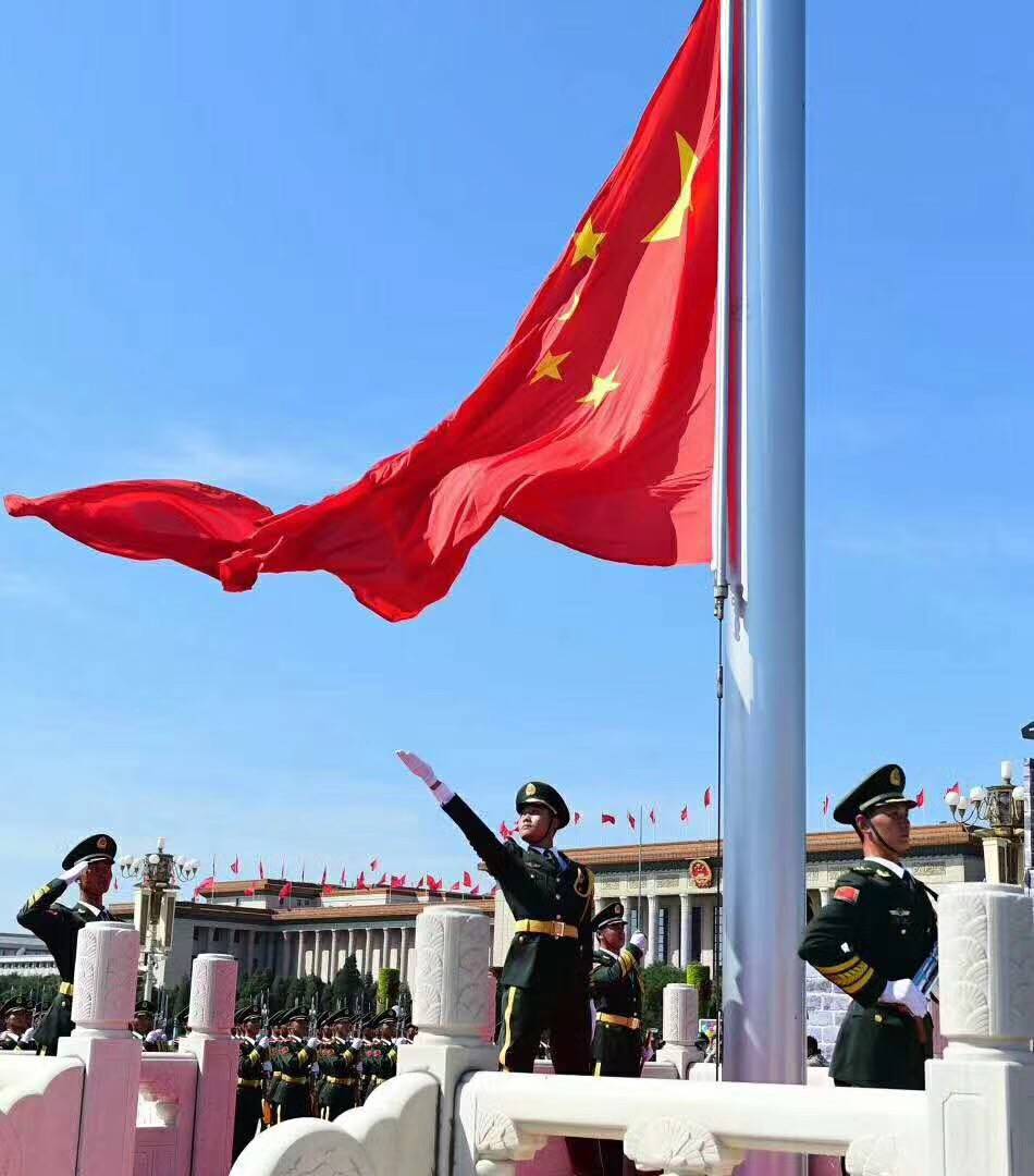 軍壇旗幟，美言網(wǎng)刀口談兵，軍壇旗幟飄揚(yáng)，美言網(wǎng)刀口談兵之道