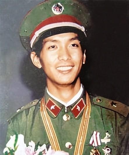 杰出人物丁曉兵簡介，杰出人物丁曉兵生平簡介