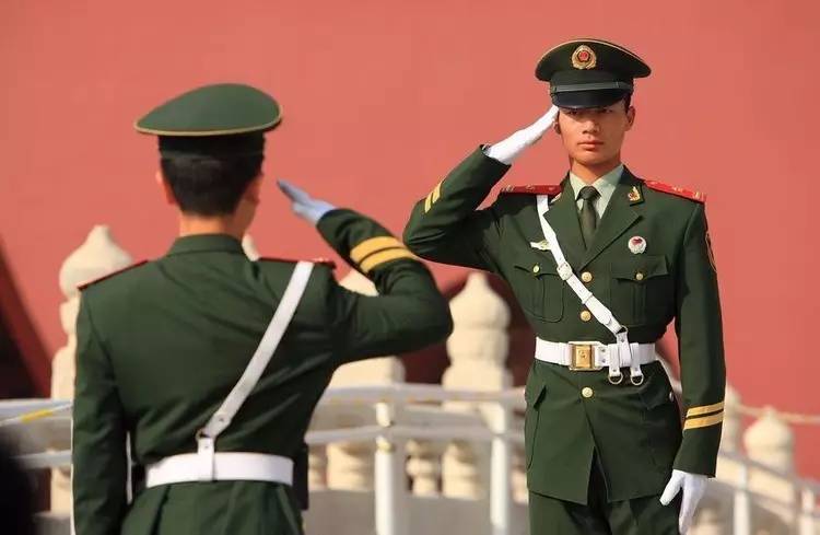 八一建軍節(jié)，三軍儀仗隊(duì)的榮耀瞬間，八一建軍節(jié)，三軍儀仗隊(duì)的輝煌瞬間