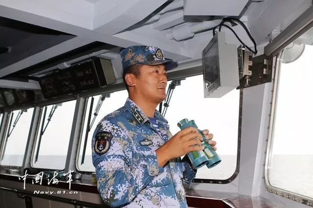 岳陽艦艦長，英勇領(lǐng)航，守護海洋的榮耀，岳陽艦艦長，英勇領(lǐng)航，守護海洋榮耀的勇者