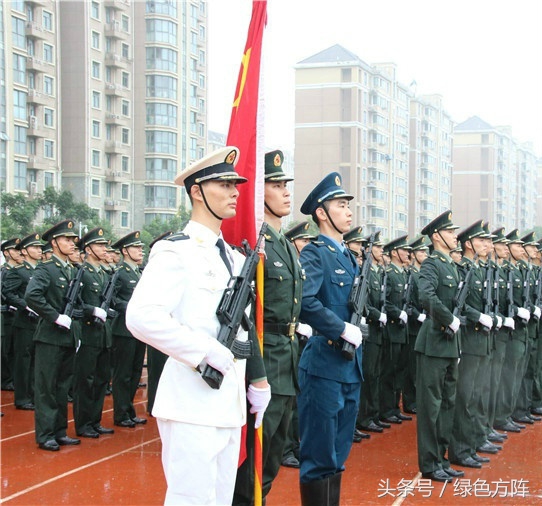解放軍南京理工大學，培養(yǎng)英才的搖籃，解放軍南京理工大學，英才培養(yǎng)的搖籃