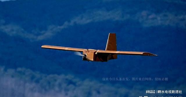 烏利用無人機(jī)襲擊俄空軍基地，現(xiàn)代戰(zhàn)爭中的非對稱打擊新態(tài)勢，烏利用無人機(jī)襲擊俄空軍基地，現(xiàn)代戰(zhàn)爭非對稱打擊新態(tài)勢揭秘