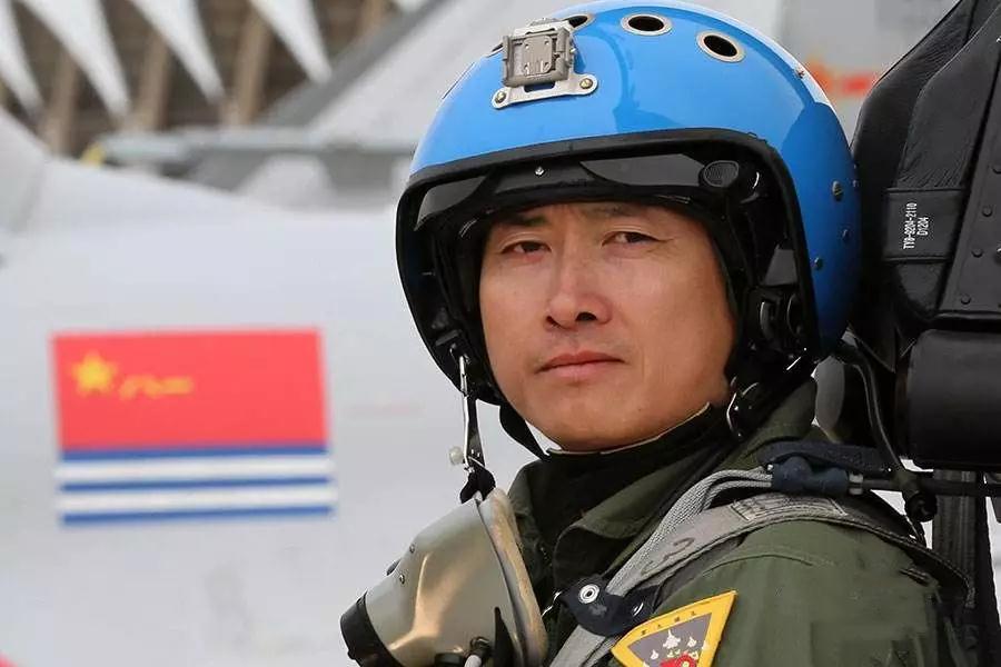 殲-15成功起降遼寧號(hào)，中國(guó)海軍航空兵力量的里程碑事件，殲-15成功起降遼寧號(hào)，中國(guó)海軍航空兵力量的重大里程碑事件
