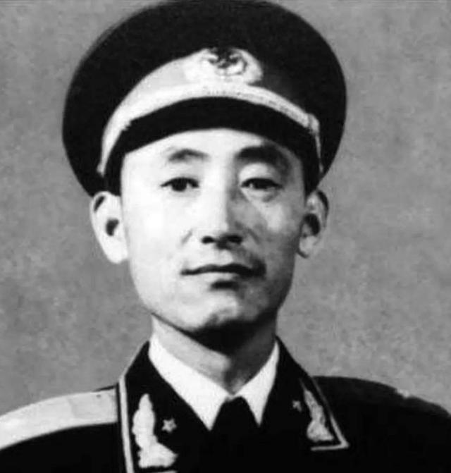 中國新的軍銜等級及標志，重塑軍隊榮譽體系的重要里程碑，中國重塑軍隊榮譽體系的重要里程碑，新軍銜等級及標志揭曉
