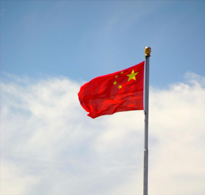 俄美戰(zhàn)爭(zhēng)已打響，一場(chǎng)關(guān)乎全球格局的較量在知乎上熱議，俄美戰(zhàn)爭(zhēng)熱議背后，全球格局的較量在知乎掀起熱議