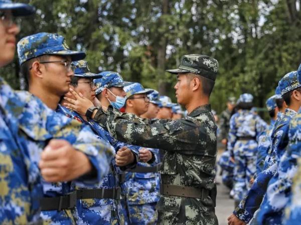 中國人民武裝警察部隊(duì)特種警察學(xué)院培養(yǎng)的人才屬性探究，兵與軍官的界定，中國人民武裝警察部隊(duì)特種警察學(xué)院人才培養(yǎng)屬性探究，兵與軍官的界定分析