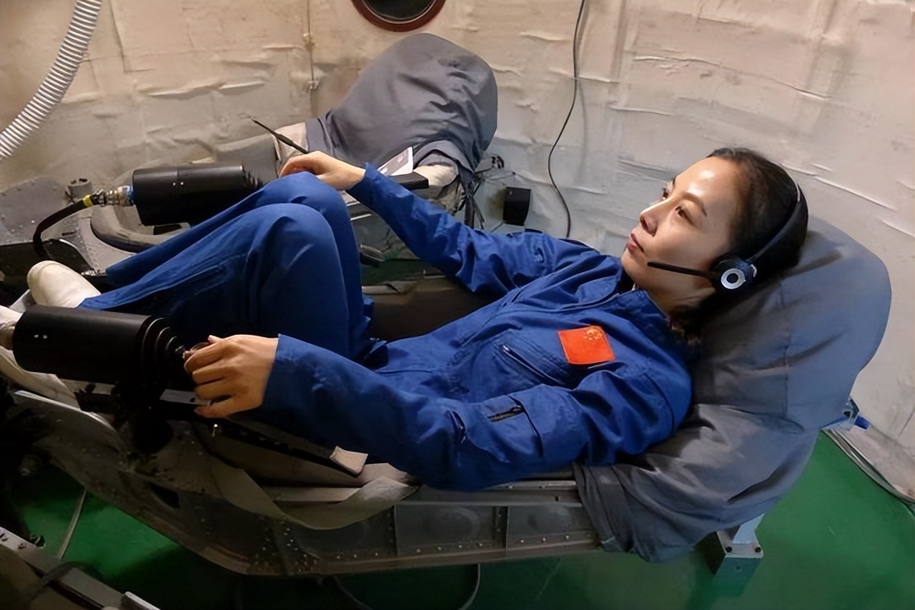 女航天員上太空的獨特之處與不同影響，女航天員的獨特太空之旅及其影響