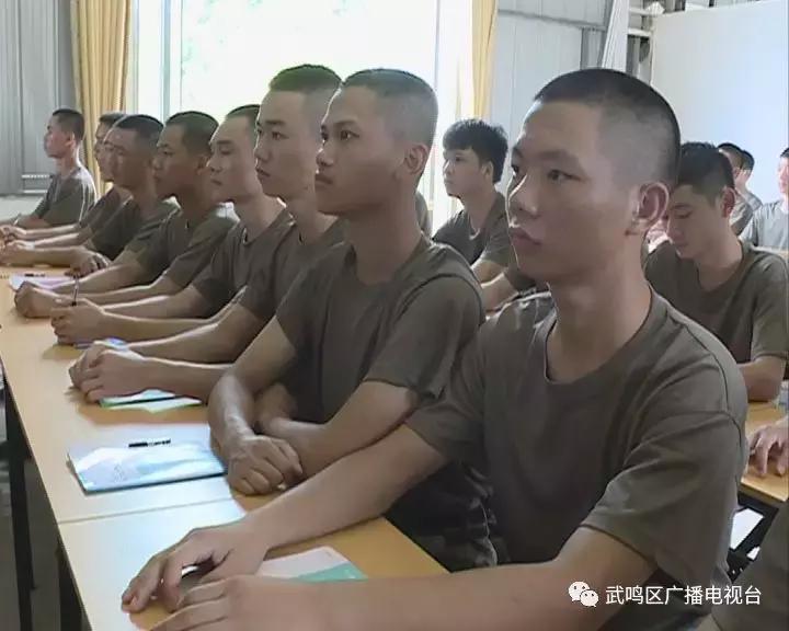 正午國防，國家安全的堅固盾牌，正午國防，國家安全的堅實盾牌