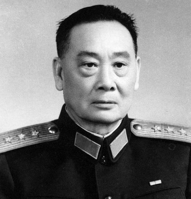 參考軍事類大學(xué)的條件與要求，軍事類大學(xué)入學(xué)條件與要求解析