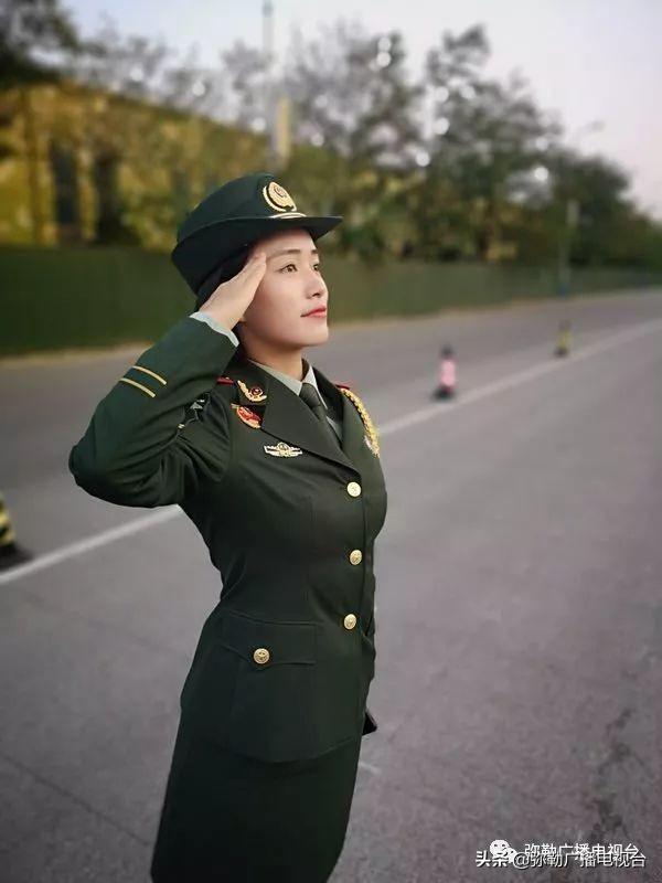 閱兵儀式的方陣，榮耀與力量的展現(xiàn)，閱兵儀式方陣，榮耀與力量的璀璨展現(xiàn)