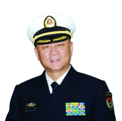 海軍司令員張連忠，領(lǐng)航新時(shí)代的海軍力量，張連忠領(lǐng)航新時(shí)代海軍力量，海軍司令員鑄就海上強(qiáng)國(guó)夢(mèng)