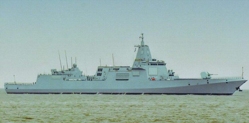 海軍70周年閱艦式中的明星戰(zhàn)艦，中國海軍新型導(dǎo)彈驅(qū)逐艦055的榮耀時刻，中國海軍新型導(dǎo)彈驅(qū)逐艦055在70周年閱艦式中的榮耀瞬間