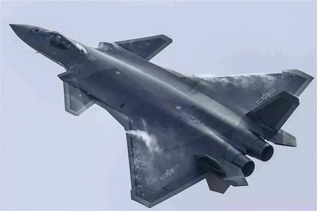 殲-20與F-22，空中霸主之爭，誰更厲害？對比解析，殲-20與F-22，空中霸主之爭的全面對比解析