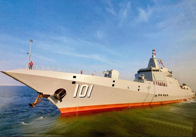 揭秘中國海軍新一代戰(zhàn)艦，055九號艦，揭秘中國海軍新一代戰(zhàn)艦，055九號艦亮相展露鋒芒
