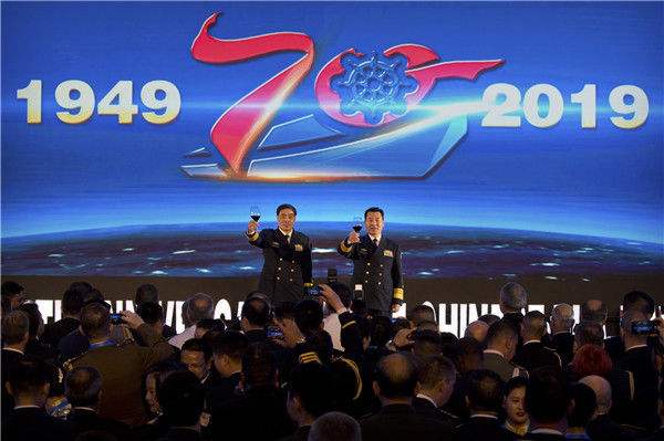 海軍70周年發(fā)言，光榮與夢(mèng)想的新征程，海軍70周年慶典，新征程上的光榮與夢(mèng)想