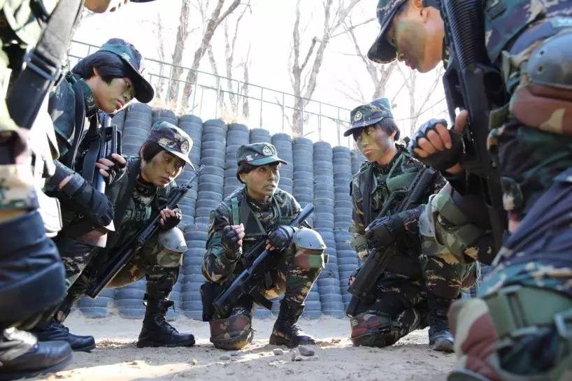 中國女特種兵便衣照片，展現(xiàn)力量與榮耀的瞬間，中國女特種兵便衣瞬間，力量與榮耀的展現(xiàn)