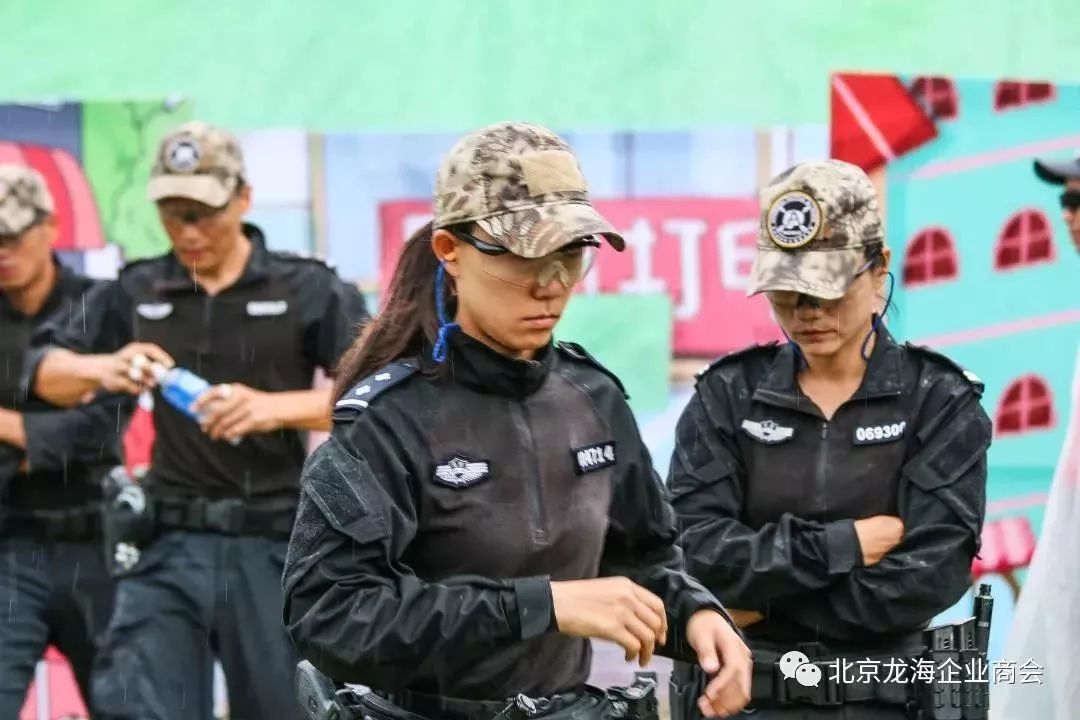 北京市公安局反恐怖和特警總隊(duì)的職責(zé)與擔(dān)當(dāng)，北京市反恐怖和特警總隊(duì)職責(zé)與擔(dān)當(dāng)揭秘