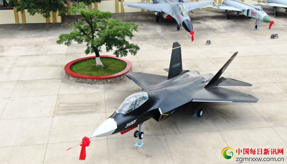 鶻鷹戰(zhàn)斗機(jī)2021年首飛，探索新一代空中力量的里程碑，鶻鷹戰(zhàn)斗機(jī)2021年首飛，新一代空中力量里程碑