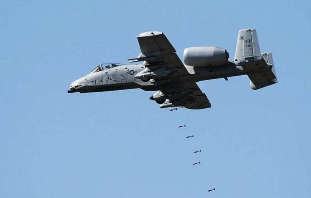 揭秘A-10攻擊機(jī)的超凡實(shí)力，究竟有多厲害？，揭秘A-10攻擊機(jī)的超凡實(shí)力，究竟戰(zhàn)斗力如何？
