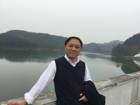 劉伯溫一肖中肖，神秘預(yù)言與傳奇人生，劉伯溫傳奇人生，一肖中肖的神秘預(yù)言