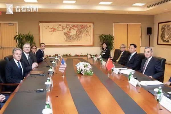 王毅奉勸美方停止武裝臺(tái)灣，中美關(guān)系的穩(wěn)定與和平發(fā)展的重要性，王毅勸美方停止武裝臺(tái)灣，呼吁維護(hù)中美關(guān)系穩(wěn)定與和平發(fā)展