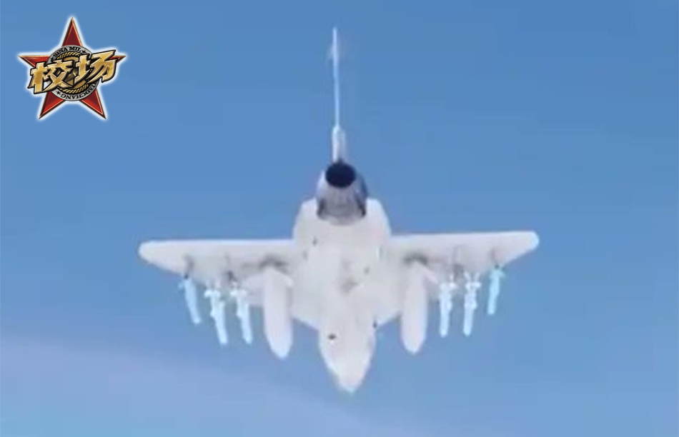 殲-10與空空導(dǎo)彈，中國(guó)空中力量的銳利之矛，殲-10與空空導(dǎo)彈，中國(guó)空中力量的銳利組合