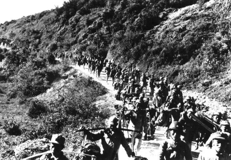 中國(guó)人民志愿軍跨過(guò)鴨綠的歷史事件，英勇抗敵，鑄就輝煌，中國(guó)人民志愿軍跨鴨綠江英勇抗敵，鑄就輝煌歷史篇章