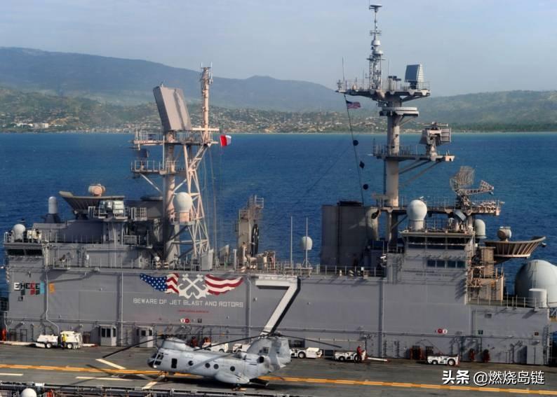 黃蜂級兩棲攻擊艦艦橋內(nèi)部，探索軍事科技的奧秘，黃蜂級兩棲攻擊艦艦橋內(nèi)部揭秘，軍事科技的奧秘探索