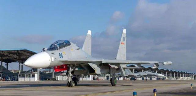 海軍裝備殲-16，新一代戰(zhàn)斗機的威力與潛力，海軍裝備殲-16，新一代戰(zhàn)斗機的威力與前景展望