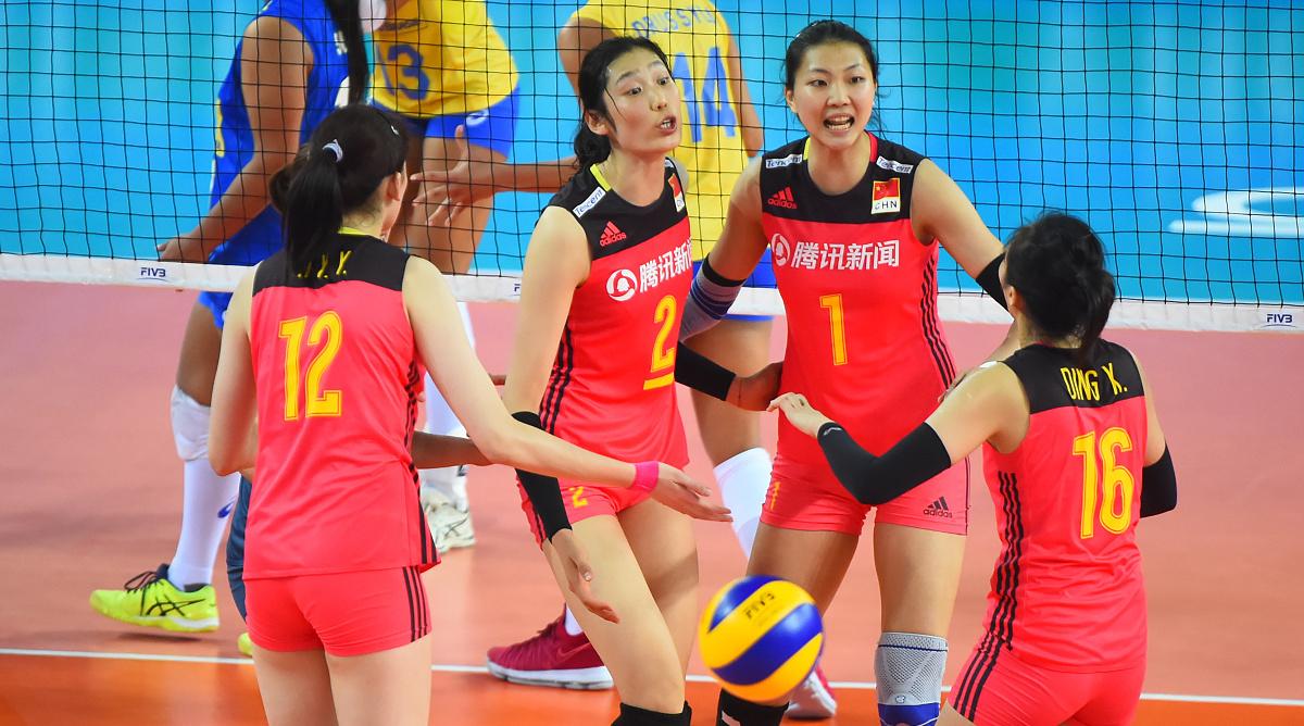 今天中國(guó)女排直播現(xiàn)場(chǎng)——熱血與榮耀的碰撞，中國(guó)女排直播現(xiàn)場(chǎng)，熱血碰撞榮耀時(shí)刻
