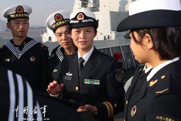 中國(guó)海軍的璀璨明珠，首位驅(qū)逐艦女艦長(zhǎng)，中國(guó)海軍首位驅(qū)逐艦女艦長(zhǎng)，璀璨明珠領(lǐng)航前行