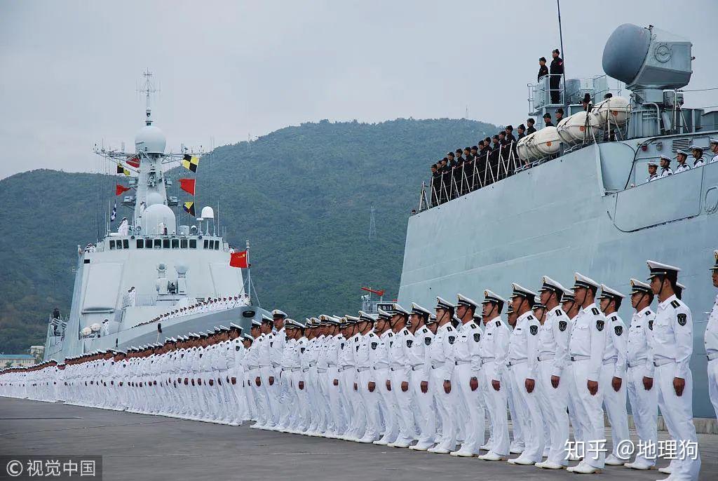 航天母艦與中國(guó)商人的時(shí)代交匯，航天母艦與中國(guó)商人，時(shí)代交匯的新篇章