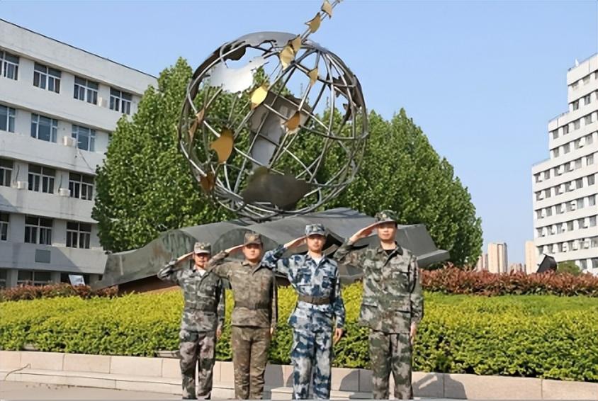 大學生士兵電視劇，CCTV-2的新時代篇章，CCTV-2新時代篇章，大學生士兵電視劇