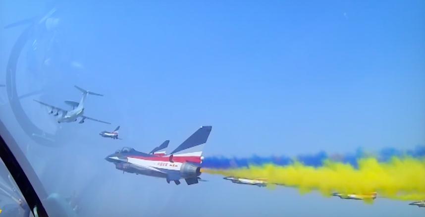 勝利閱兵與電影視頻，一場(chǎng)視聽盛宴的完美結(jié)合，勝利閱兵與電影視頻，視聽盛宴的震撼結(jié)合