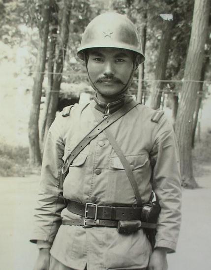 日本鬼子真正的軍服，歷史、特點與現(xiàn)代反思，日本侵華戰(zhàn)爭中的軍服，歷史特點與現(xiàn)代反思