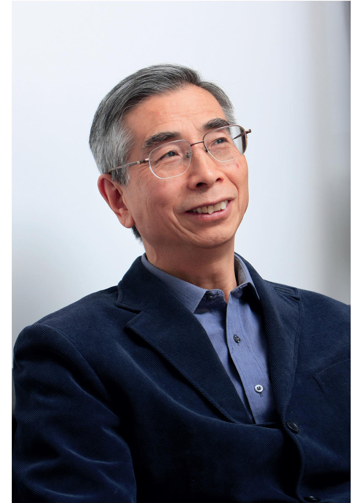 倪光南，科技巨擘，中國(guó)軟件產(chǎn)業(yè)的璀璨明星，倪光南，中國(guó)軟件產(chǎn)業(yè)璀璨明星，科技巨擘